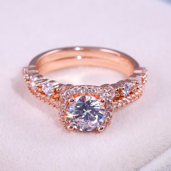 *NEW 18K Rose Gold Diamond Halo 2PC Ring Set - Picture 4 of 7